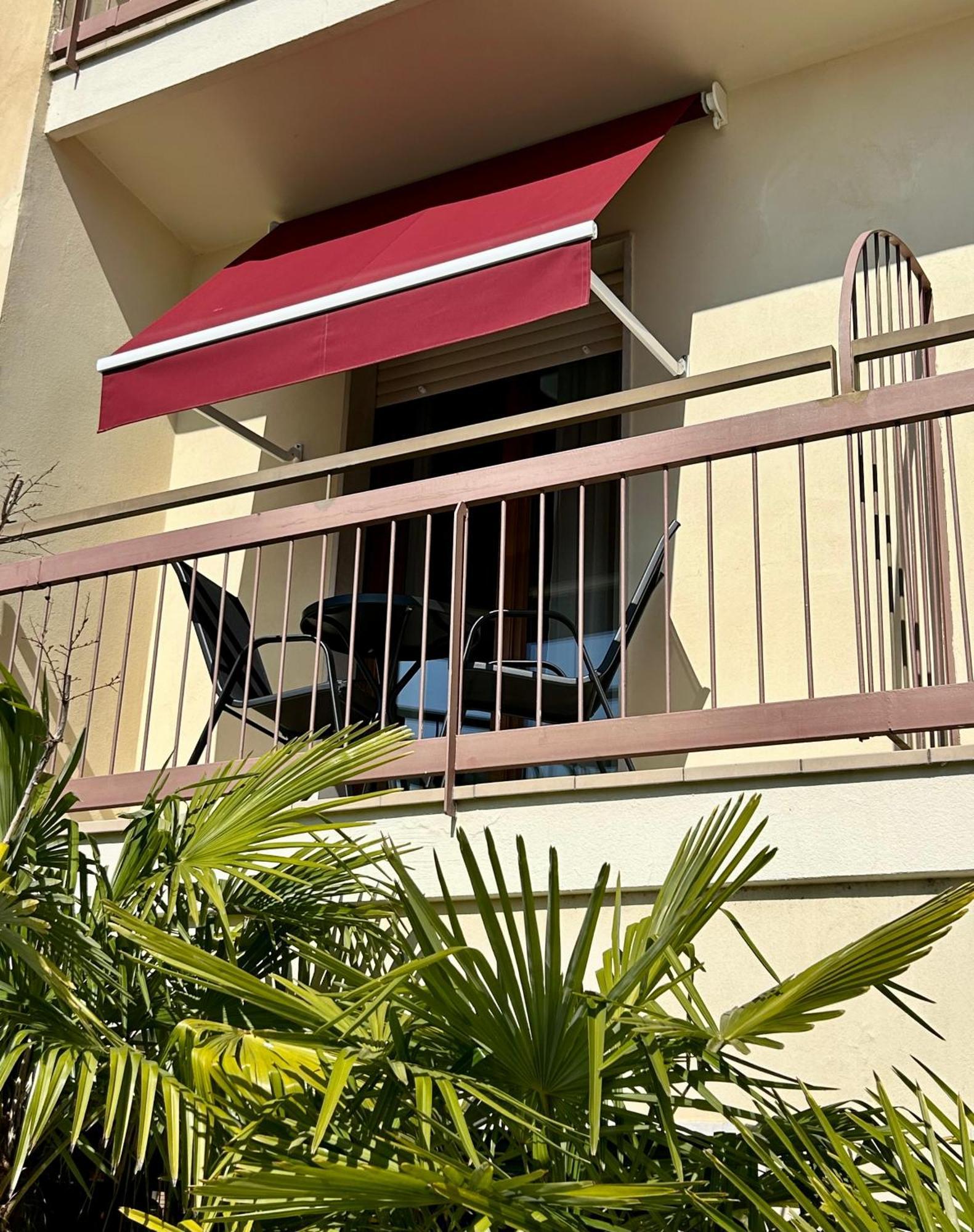 B City Hotel Bardolino Exterior foto