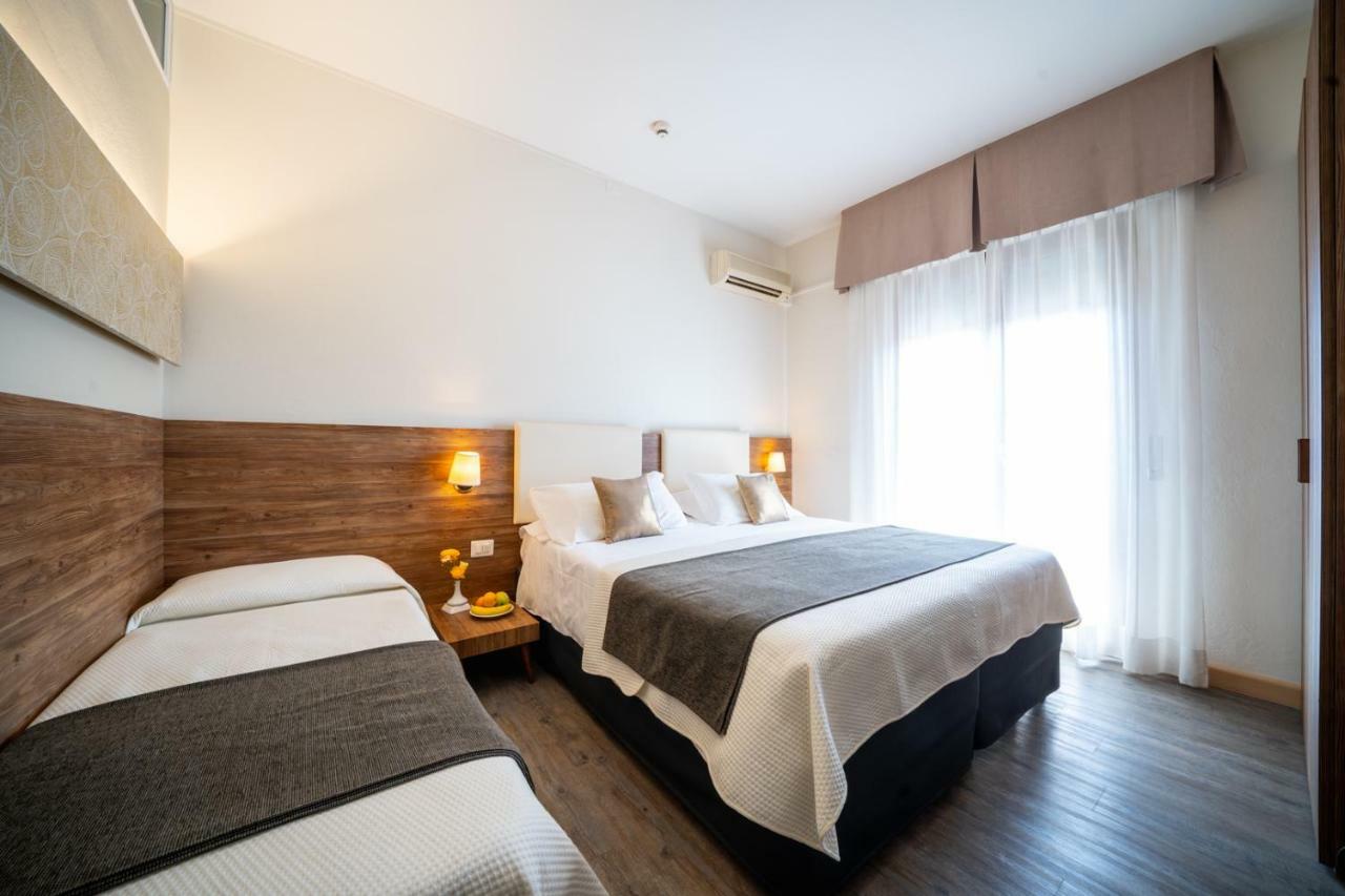 B City Hotel Bardolino Exterior foto